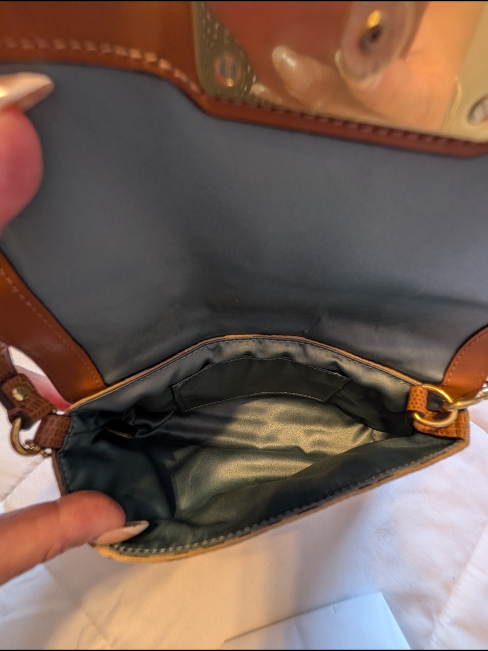 Coach Tan Signature Jacquard Wristlet with Gold Hardware/COA - Picture 5 of 12